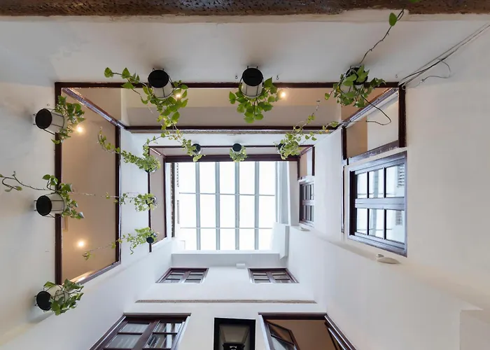 Home Youth Hostel By Feetup Hostels Valenza